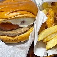 Photo taken at MOS Burger by Minoru Y. on 8/25/2023