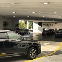 Photo taken at Lexus of Woodland Hills by Tony D. on 1/4/2018