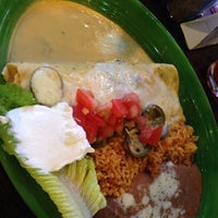 Снимок сделан в El Charro Mexican Dining пользователем Tina Rae 9/25/2015