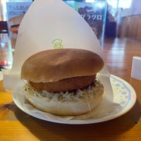 Photo taken at Komeda&amp;#39;s Coffee by 勇樹 冬. on 11/25/2022