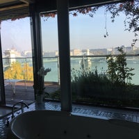 Das Foto wurde bei Lanchid 19 Design Hotel Budapest von Dorina J. am 10/20/2017 aufgenommen