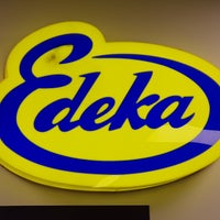รูปภาพถ่ายที่ EDEKA โดย Phil v. เมื่อ 12/18/2017