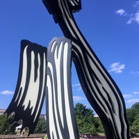 Photo taken at Hirshhorn Museum and Sculpture Garden by Monica D. on 8/24/2018