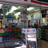 Photo taken at 7-ELEVEN® by Jason T. on 3/18/2011