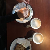 Photo taken at Starbucks by tetè on 1/22/2017