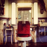 8/23/2013にRon V.がThe Corner Barberで撮った写真
