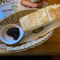 Photo taken at Komeda&amp;#39;s Coffee by アオタマ @. on 11/22/2021