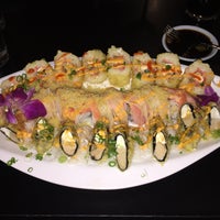Das Foto wurde bei Happy Fish Sushi von Tracy M. am 1/2/2015 aufgenommen