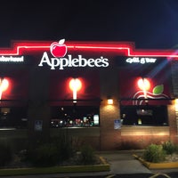 Photo taken at Applebee&amp;#39;s Grill + Bar by Jonathan W. on 8/14/2017