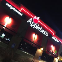 Photo taken at Applebee&amp;#39;s Grill + Bar by Jonathan W. on 11/17/2017