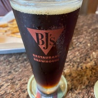 Photo taken at BJ&amp;#39;s Restaurant &amp;amp; Brewhouse by Chuck F. on 8/21/2021