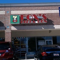 2/18/2015에 Fox&amp;#39;s Pizza Den Greer님이 Fox&amp;#39;s Pizza Den Greer에서 찍은 사진