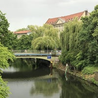 Photo taken at Möckernbrücke by Paola Elena V. on 6/7/2017