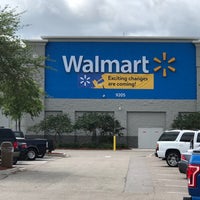 Photo taken at Walmart Supercenter by Osaurus on 4/8/2018