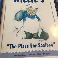 6/11/2016에 Osaurus님이 Willies: The Place for Seafood에서 찍은 사진