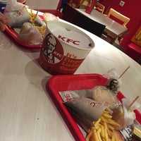 3/5/2016에 Bert M.님이 KFC에서 찍은 사진