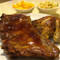 Photo taken at Kenny Rogers Roasters by Victor L. on 3/20/2014