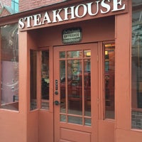 8/2/2015 tarihinde Jim S.ziyaretçi tarafından DeStefano&amp;#39;s Steakhouse'de çekilen fotoğraf