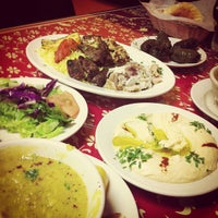 รูปภาพถ่ายที่ Hala In Restaurant โดย Rod R. เมื่อ 9/28/2012