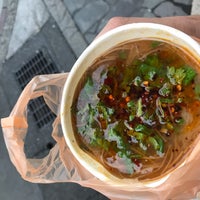 Photo taken at 兄弟蚵仔麵線 Brothers Oyster Vermicelli by タケ on 5/1/2019
