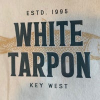 Foto tirada no(a) White Tarpon por Tom M. em 7/29/2021