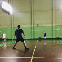 Photo taken at Nares Badminton Court by Kriengkrai S. on 9/26/2018