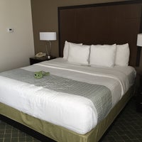 La Quinta Inn Suites Portland Airport Hotel In East Portland - 
