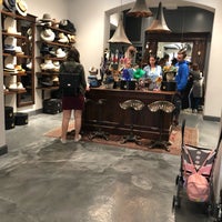 3/10/2019에 Zack W.님이 Goorin Bros. Hat Shop - French Quarter에서 찍은 사진