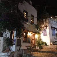 Photo taken at Hayyam Aegean Cuisine - Marmaris by Müge Ç. on 10/27/2016