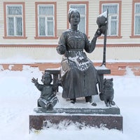Photo taken at Памятник женам-берегиням семейного очага by Olga B. on 1/3/2022