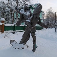 Photo taken at Памятник Архангельскому мужику by Olga B. on 1/3/2022