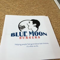 1/27/2016에 Kristina L.님이 Blue Moon Burgers Capitol Hill에서 찍은 사진