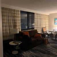 2/28/2023 tarihinde Jeremiah J.ziyaretçi tarafından Embassy Suites by Hilton West Palm Beach Central'de çekilen fotoğraf
