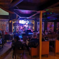 Photo taken at Zeno Cafe &amp;amp; Bar by Yücel on 11/19/2021