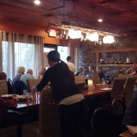 3/10/2013 tarihinde Chris V.ziyaretçi tarafından Heirloom Restaurant'de çekilen fotoğraf