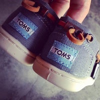 Photo taken at Toms_Shoes by TOMS U. on 5/7/2015