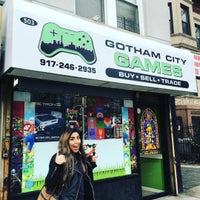 Photo taken at Gotham City Games by Aura V. on 3/25/2016