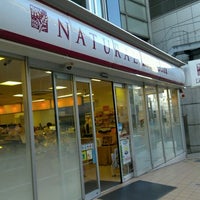 Photo taken at Natural Lawson by Yuji N. on 9/15/2012