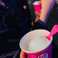 Photo taken at Baskin-Robbins by 🪿 on 8/24/2019