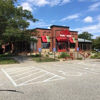 Photo taken at Chili&amp;#39;s Grill &amp;amp; Bar by Nathan B. on 9/4/2016