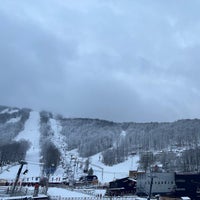 Photo taken at Ski Bromont by Pouya S. on 12/27/2021