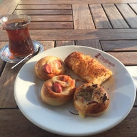 Photo taken at Değirmen Pastanesi by Şeyda on 10/3/2015