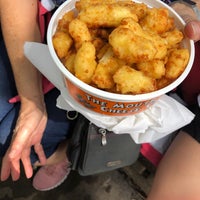 Photo taken at Mouth Trap Cheese Curds by Angie B. on 8/23/2019