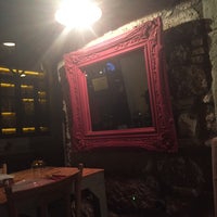 Foto tirada no(a) Leyla Restaurant &amp;amp; Bar por Duygu T. em 9/14/2016