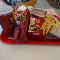 Photo taken at KFC by André D. on 9/23/2018
