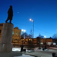 Photo taken at Памятник Куйбышеву by Koji on 3/10/2019
