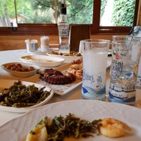 Снимок сделан в Balıklı Bahçe Et ve Balık Restoranı пользователем Demet . 6/17/2018