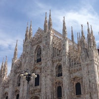 5/7/2013 tarihinde Norbertziyaretçi tarafından Duomo di Milano'de çekilen fotoğraf
