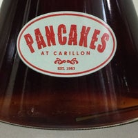 Das Foto wurde bei Pancakes At Carillon von Michael F. am 9/27/2015 aufgenommen