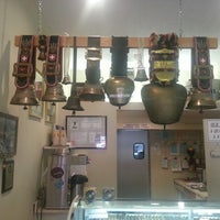 Review JaCiva's Bakery and Chocolatier